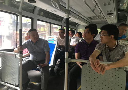 交投公司接待宜昌市当局新能源车调查团-乐玩